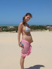 Photo 23, Pregnant women posing