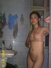 Photo 8, Oriental chick Exposed