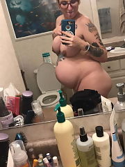 Photo 16, TATTED PREGNANT