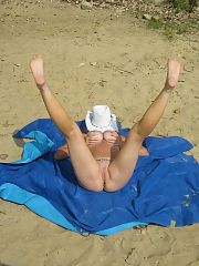Photo 29, Nudist babes sunbathing