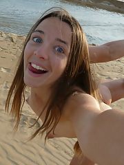 Photo 1, Beautiful nudist