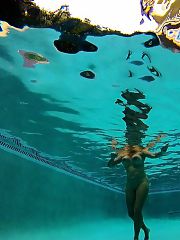 Photo 6, Naturist gals swimming