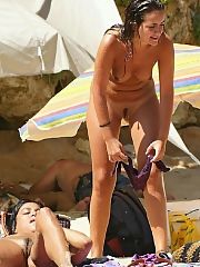 Photo 10, Nudist girls sunbathing