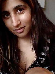 Photo 173, Indian chubby girlfriend