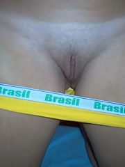 Photo 13, Brazilian gf showing